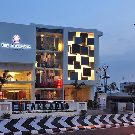 The Arcadia Hotel โคอิมบาทอร์ ภายนอก รูปภาพ