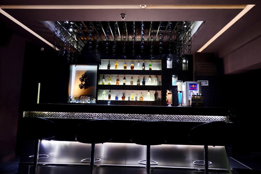 The Arcadia Hotel โคอิมบาทอร์ ภายนอก รูปภาพ