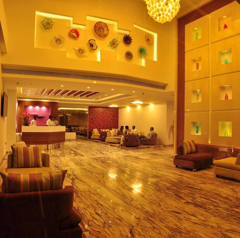 The Arcadia Hotel โคอิมบาทอร์ ภายนอก รูปภาพ